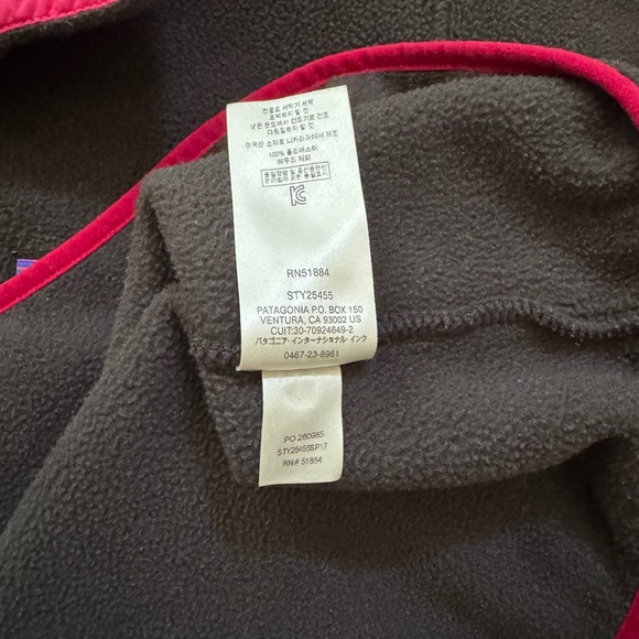 Patagonia Synchilla Snap-T Fleece Pullover – Black & Hot Pink Trim - Picture 7 of 7